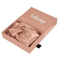 Blissy Rose Gold Blissy Bonnet Lifestyle – Mulberry Silk