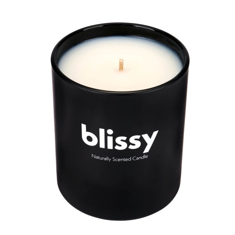 Blissy 100% Vegan Soy Wax Silk Blissy Candle Detail –