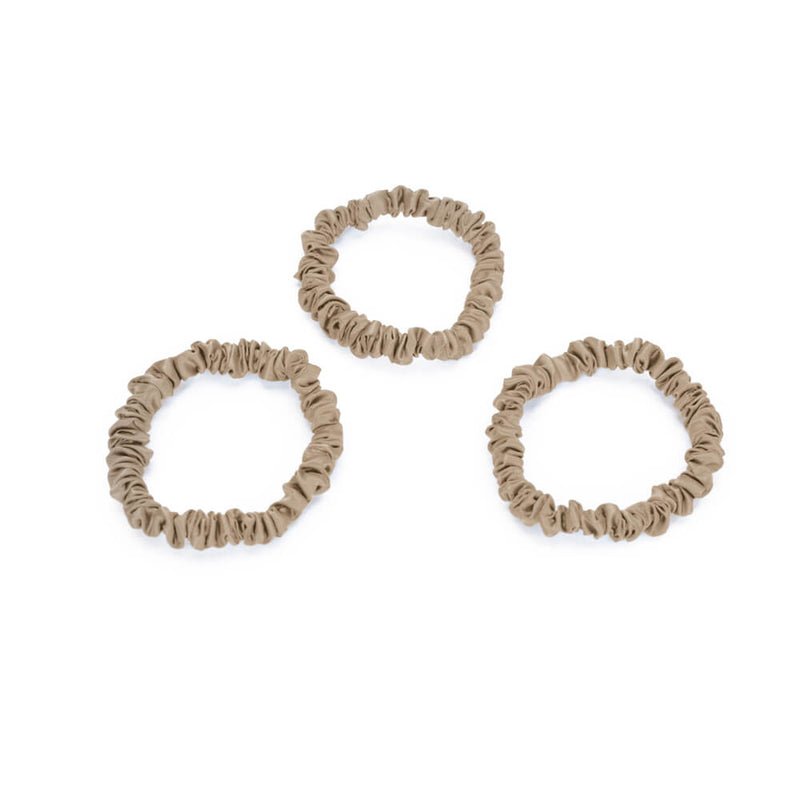 Blissy Champagne Blissy Skinny Scrunchies Lifestyle – Mulberry Silk