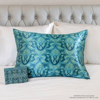 Blissy King White Lotus Pillowcase Lifestyle – Mulberry Silk