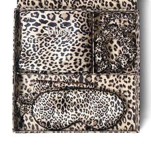 Blissy Standard Leopard Blissy Dream Set Lifestyle – Mulberry Silk