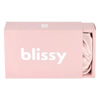 Pink Blissy Bow Bonnet Close-Up – Blissy 22 Momme Silk