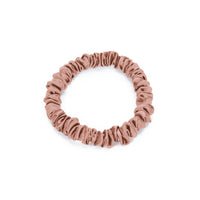 Pink Blissy Skinny Scrunchies Close-Up – Blissy 22 Momme Silk