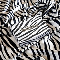 Blissy Mulberry Silk Pillowcase – Zebra King