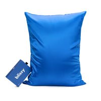 Blissy King Azure Pillowcase Lifestyle – Mulberry Silk