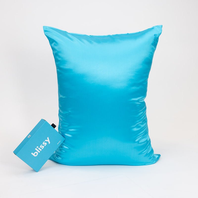 Blissy Bahama Blue Silk Pillowcase Detail – King