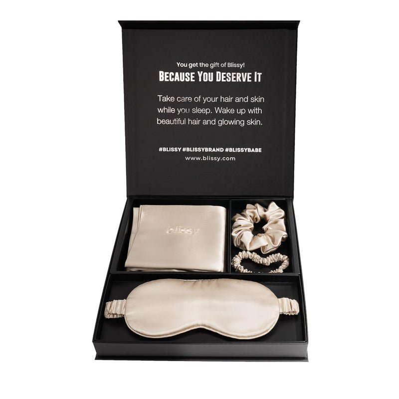Blissy Queen Champagne Blissy Dream Set Lifestyle – Mulberry Silk