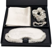 White Blissy Dream Set Close-Up – Blissy 22 Momme Silk