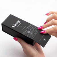 Award-Winning Aromatherapy Spray Blissy Sleep & Pillow Mist Close-Up – Blissy 22 Momme Silk