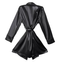 Blissy Black Classic Robe Lifestyle – Mulberry Silk