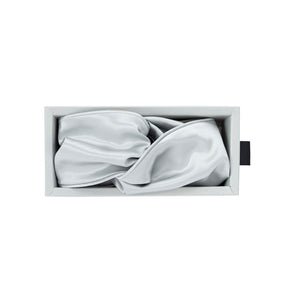Blissy Silver Silk Blissy Head Piece Detail –