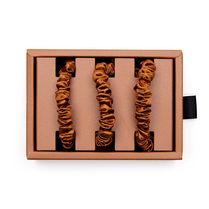 Blissy Bronze Blissy Skinny Scrunchies Lifestyle – Mulberry Silk