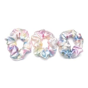 Yellow Tie-Dye Blissy Scrunchies Close-Up – Blissy 22 Momme Silk