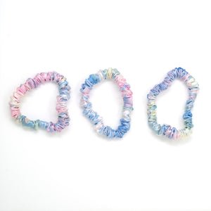 Blissy Yellow Tie-Dye Silk Blissy Skinny Scrunchies Detail –