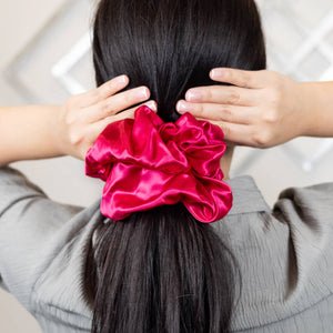 Blissy Mulberry Silk Blissy Oversized Scrunchie – Hibiscus